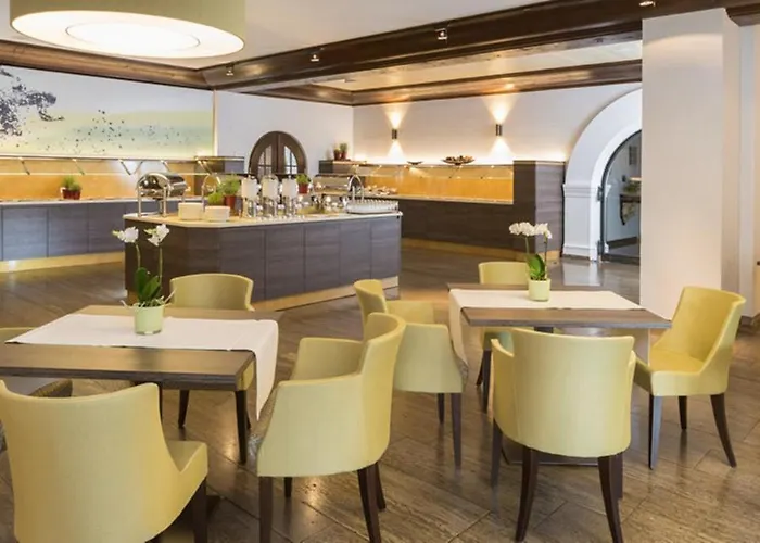 Herzogspark & Aparthotel 4*