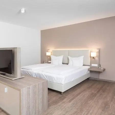 Herzogspark & شقة فندقية هيرتسوجيناوراخ