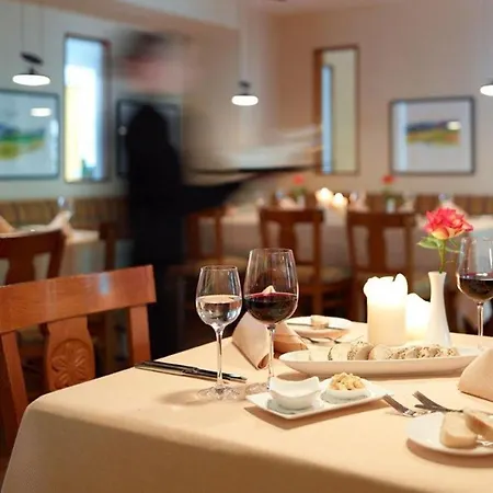 Herzogspark & شقة فندقية 4*