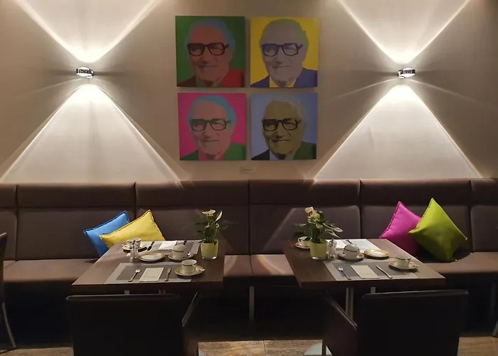 Herzogspark & アパートホテル 4*